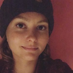 Meet your Posher, Danielle